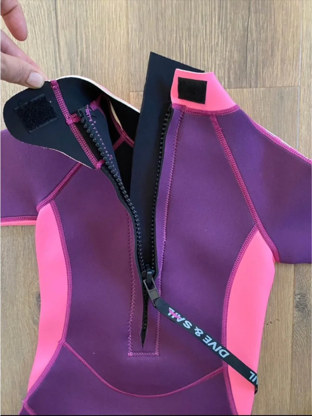 🌊 Dive & Sail Girls Wetsuit – Size 5/6 🌊